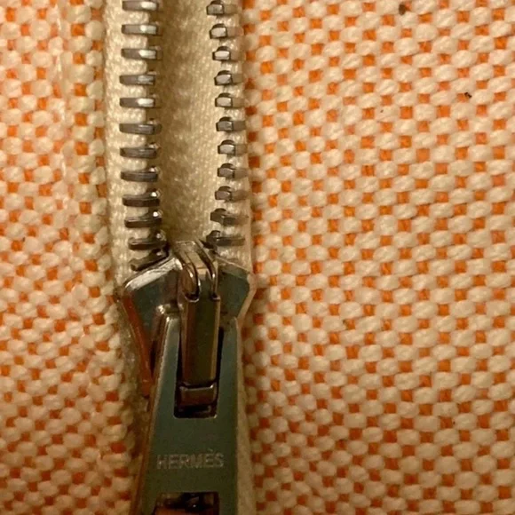 ❗️SOLD❗️Hermes Canvas Tote - Picture 5 of 11